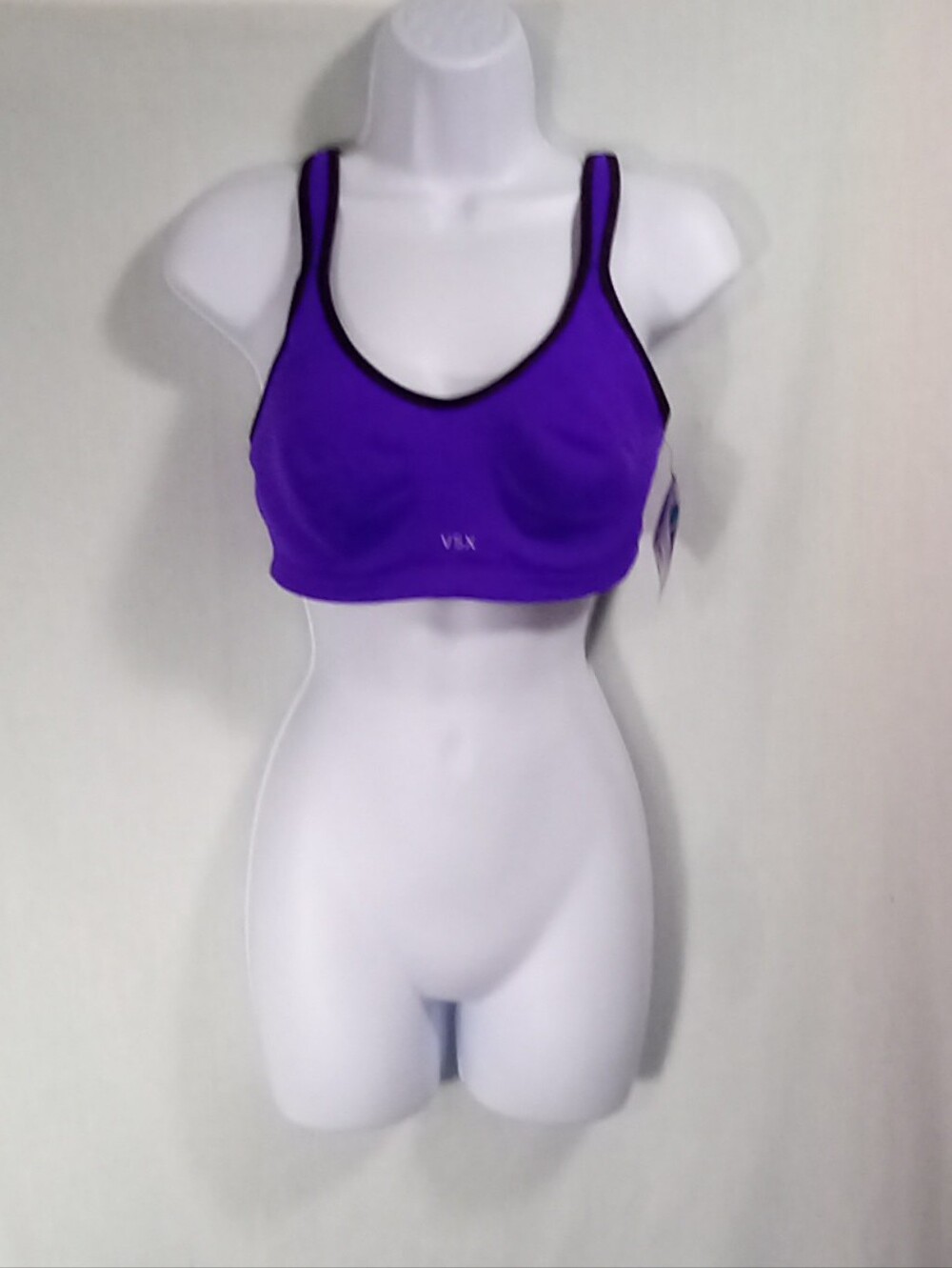 VSX VS Pro Purple Sport Bra Size 34C NWT